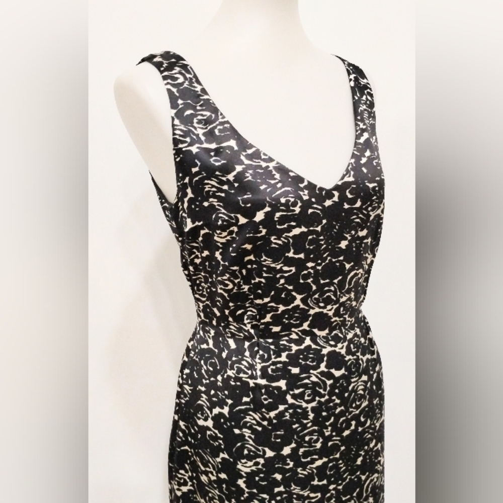 Sleeveless Black & Cream Floral Midi Dress